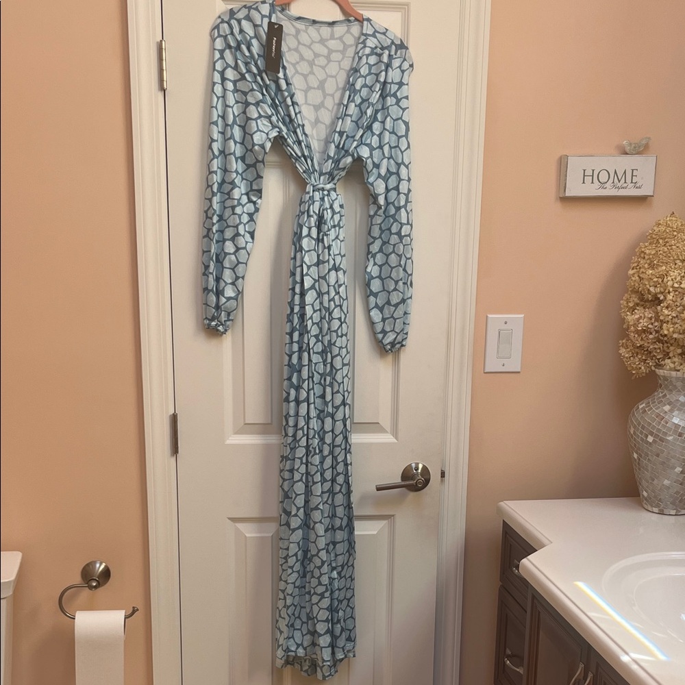 Elegant Blue Patterned Dress
